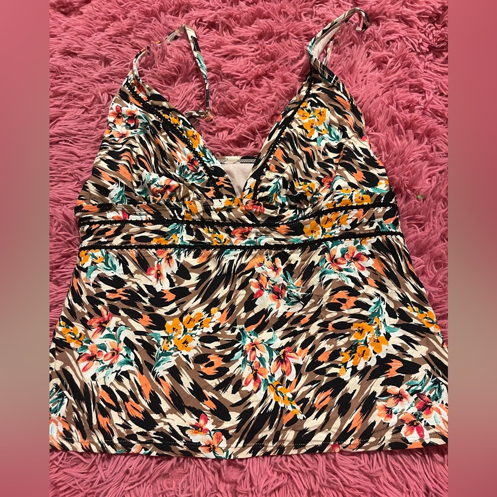cute multicolor swim top 💧